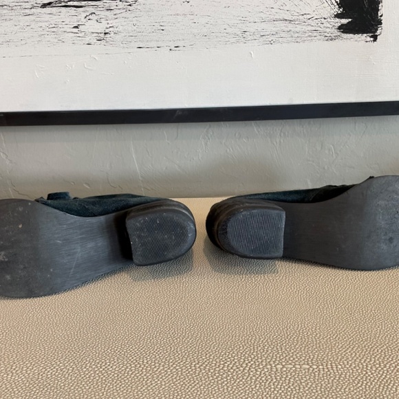 Carlos Santana Blue Suede Lace Up Ankle Boots - Picture 3 of 5